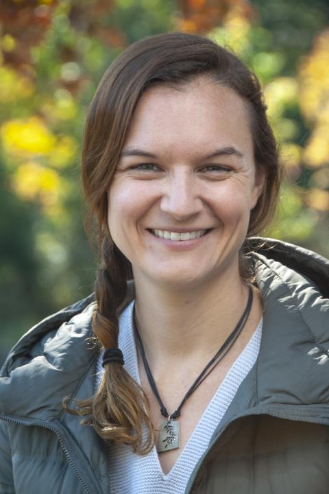 Headshot of Becca Van Horn